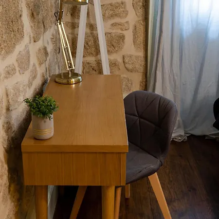 Douro Village Albergue *