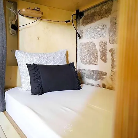 Douro Village Hostel *