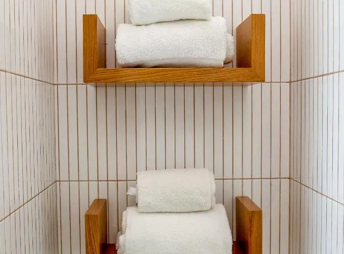 Douro Village Albergue *